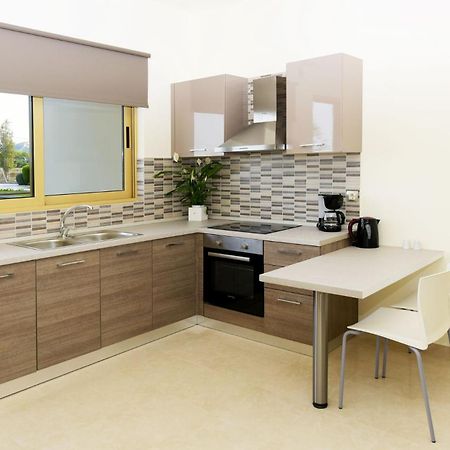 Stelia Luxury Apartments Kalavarda Exterior photo