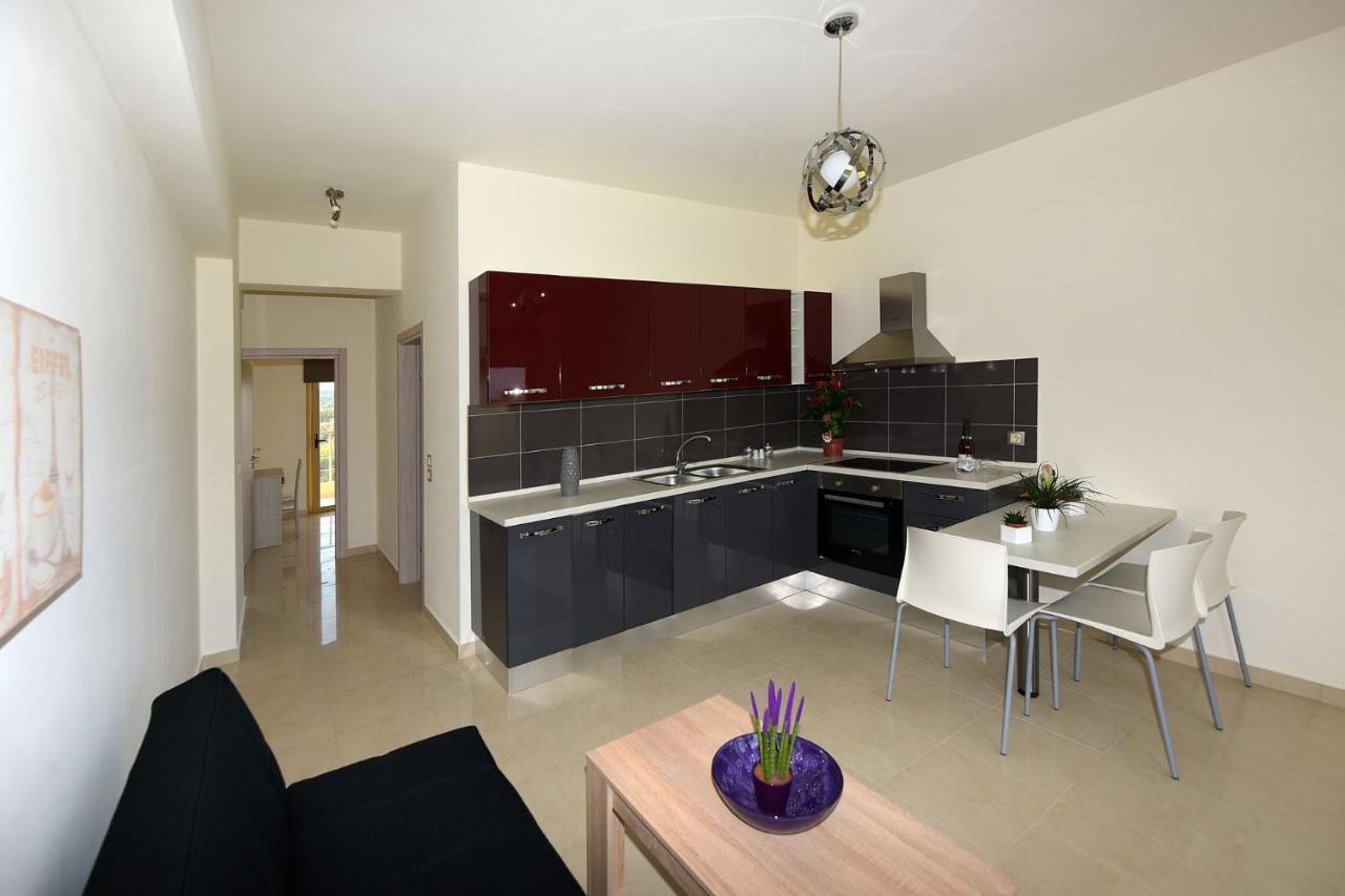 Stelia Luxury Apartments Kalavarda Exterior photo