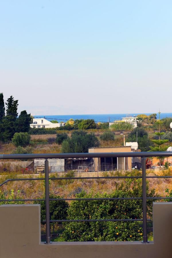 Stelia Luxury Apartments Kalavarda Exterior photo